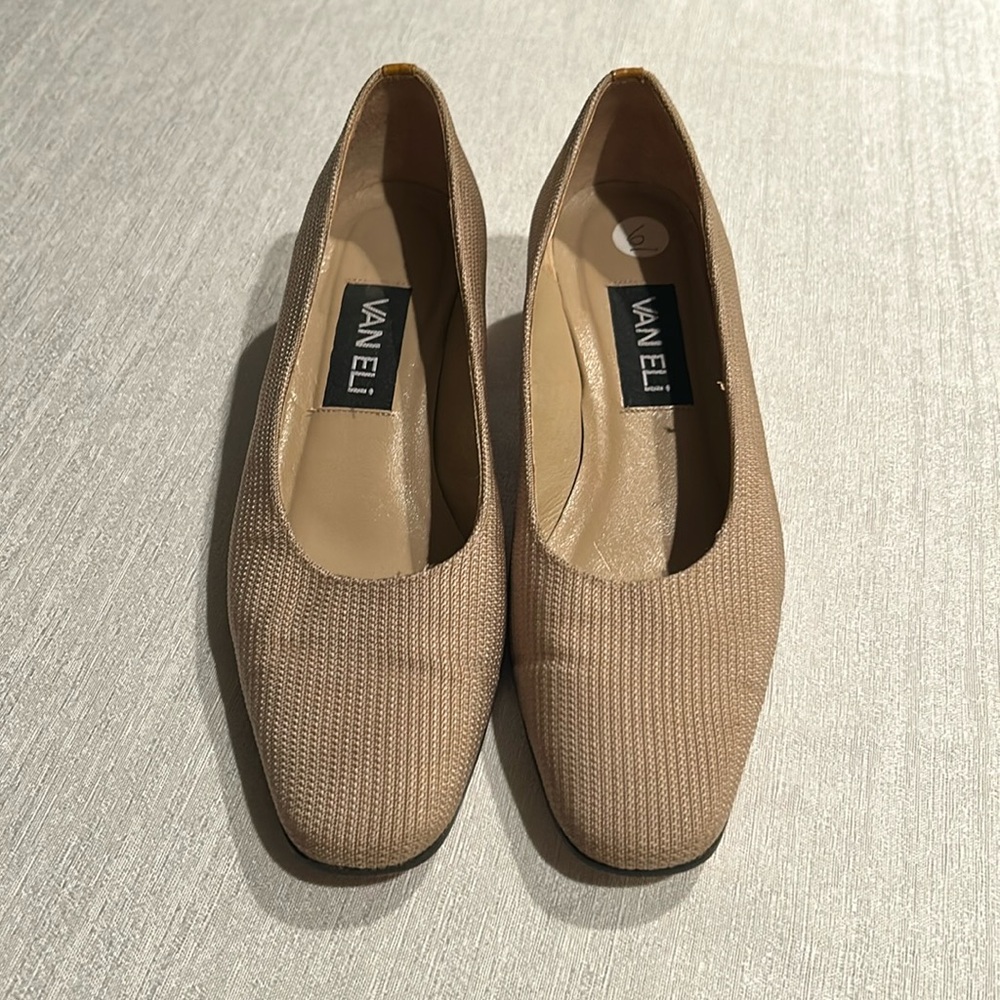 Van Eli Square Toed Kitten Heels